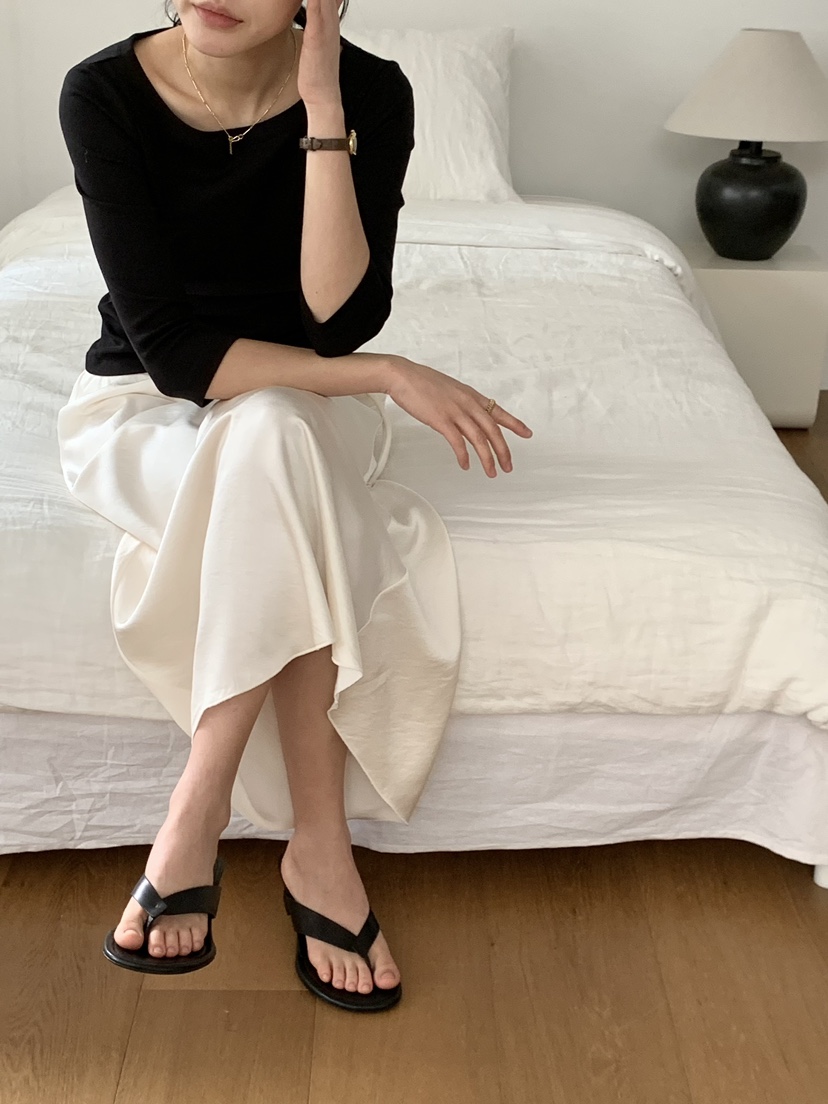 REGULARLY/PLACOR東大門直郵女士新品職業時尚熱賣長裙緞面REGULARLY/PLACOR長裙