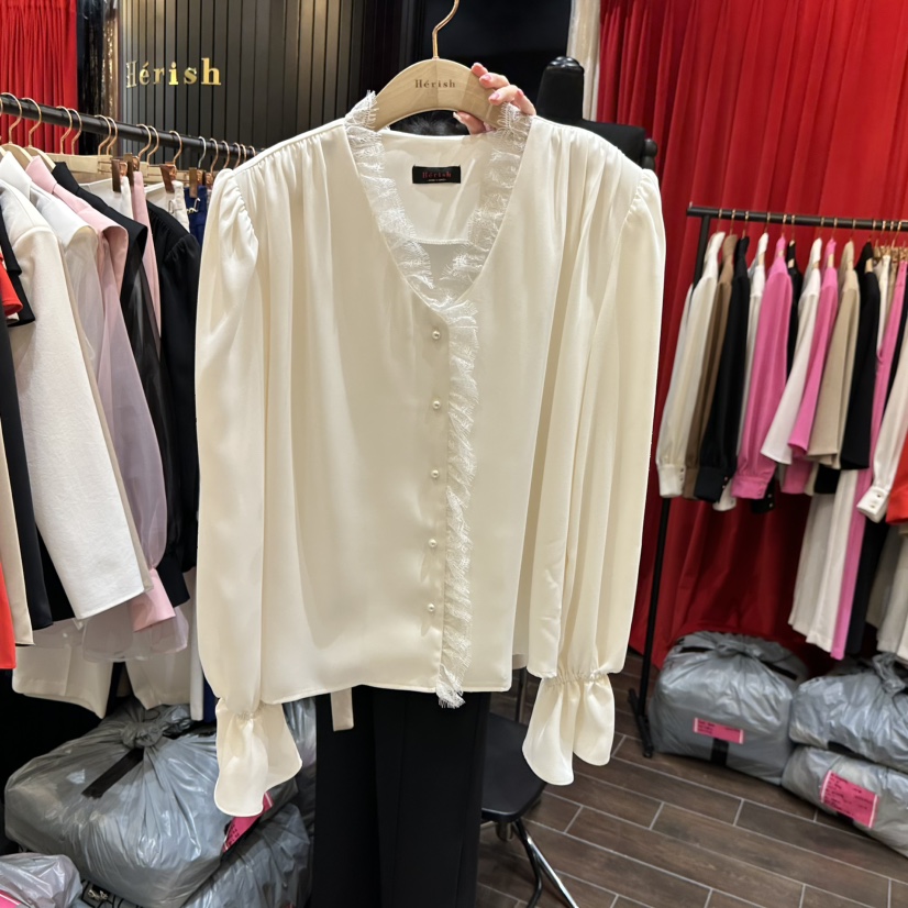 HERISH-HAUTE韓國代購女士新品熱賣時尚真品職業襯衫蕾絲衫HERISH-HAUTE襯衫/蕾絲衫圖色1