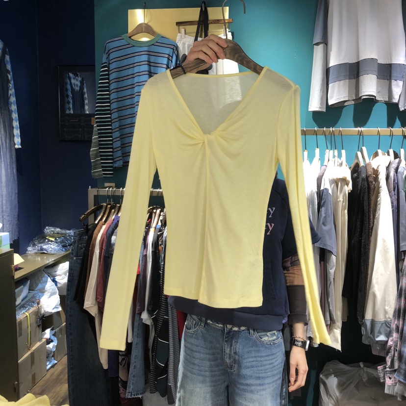 MERCI LINDA東大門實拍女裝新品26春夏時尚熱賣人氣長袖T恤MERCI LINDA長袖T恤圖色1