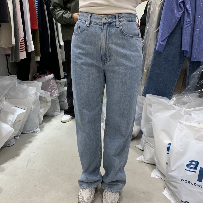 THE REST東大門直郵女裝新品人氣推薦休閑熱賣職業牛仔褲THE REST/UNNOEUD牛仔褲圖色1