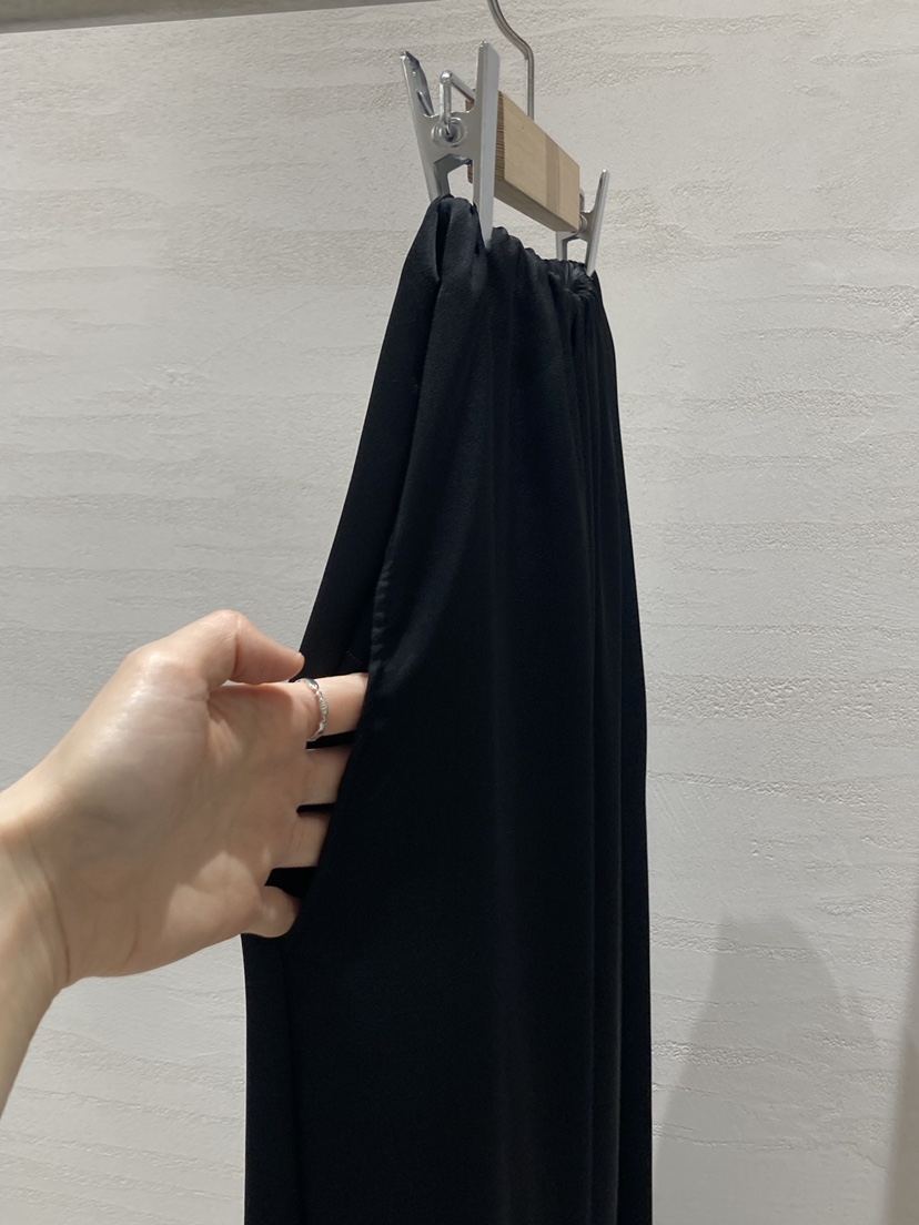 ROUGH東大門實拍女士新款人氣休閑真品時尚26春夏長裙緞面ROUGH長裙