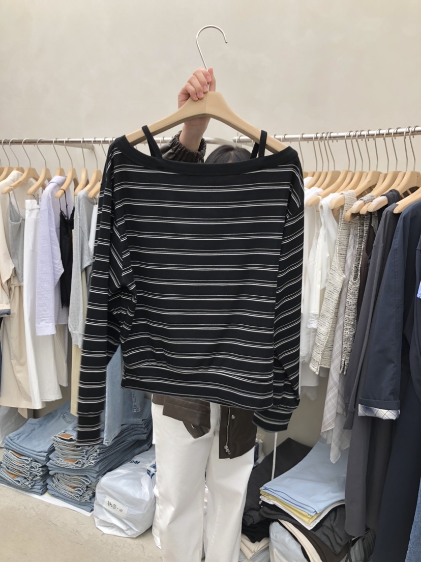 MURR東大門實拍女裝新款熱賣推薦時尚職業26春夏休閑衛衣MURR衛衣