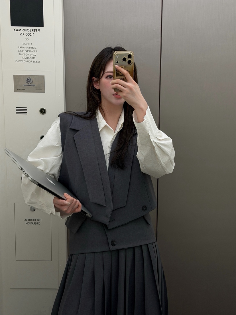 81 MARKET-L韓國代購女裝新款26春夏人氣休閑時尚真品馬甲81 MARKET-L馬甲