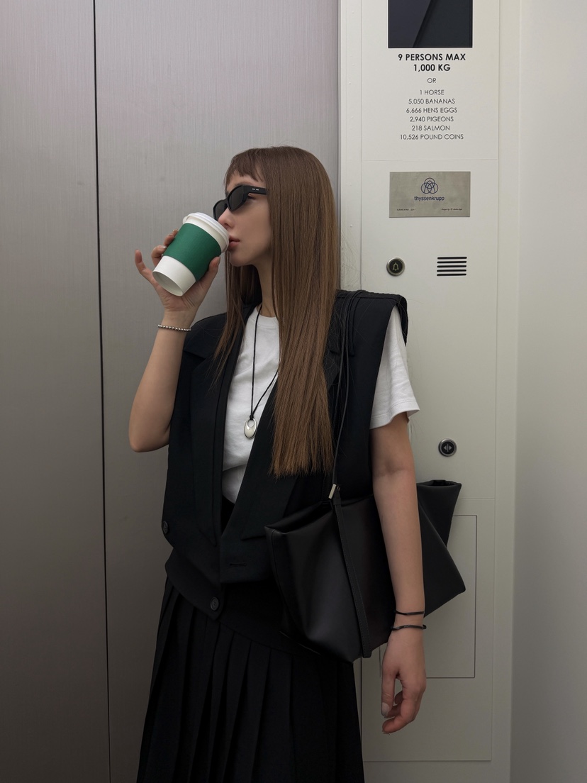 81 MARKET-L韓國代購女裝新款26春夏人氣休閑時尚真品馬甲81 MARKET-L馬甲