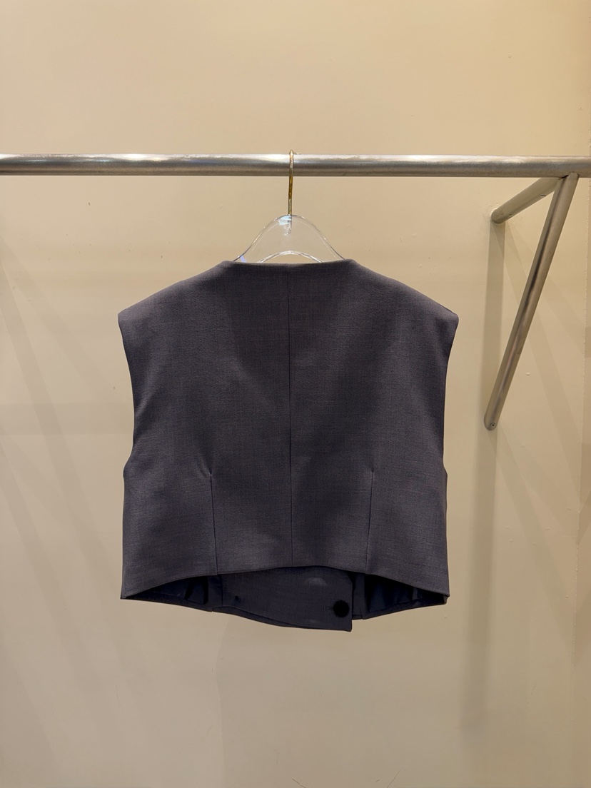 81 MARKET-L韓國代購女裝新款26春夏人氣休閑時尚真品馬甲81 MARKET-L馬甲