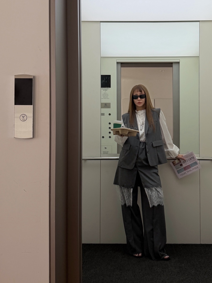 81 MARKET-L韓國代購女士新品真品推薦休閑職業時尚馬甲81 MARKET-L馬甲