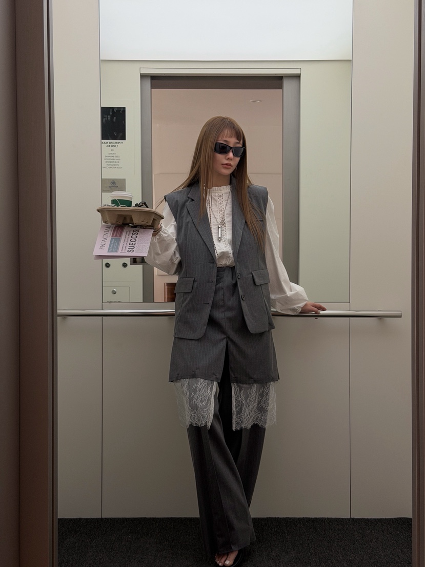 81 MARKET-L韓國代購女士新品真品推薦休閑職業時尚馬甲81 MARKET-L馬甲