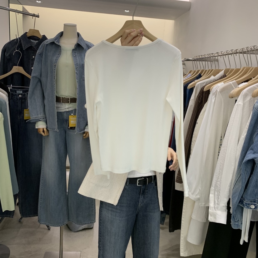 PHILO韓國直郵女裝新款職業人氣推薦26春夏長袖T恤單排扣PHILO長袖T恤