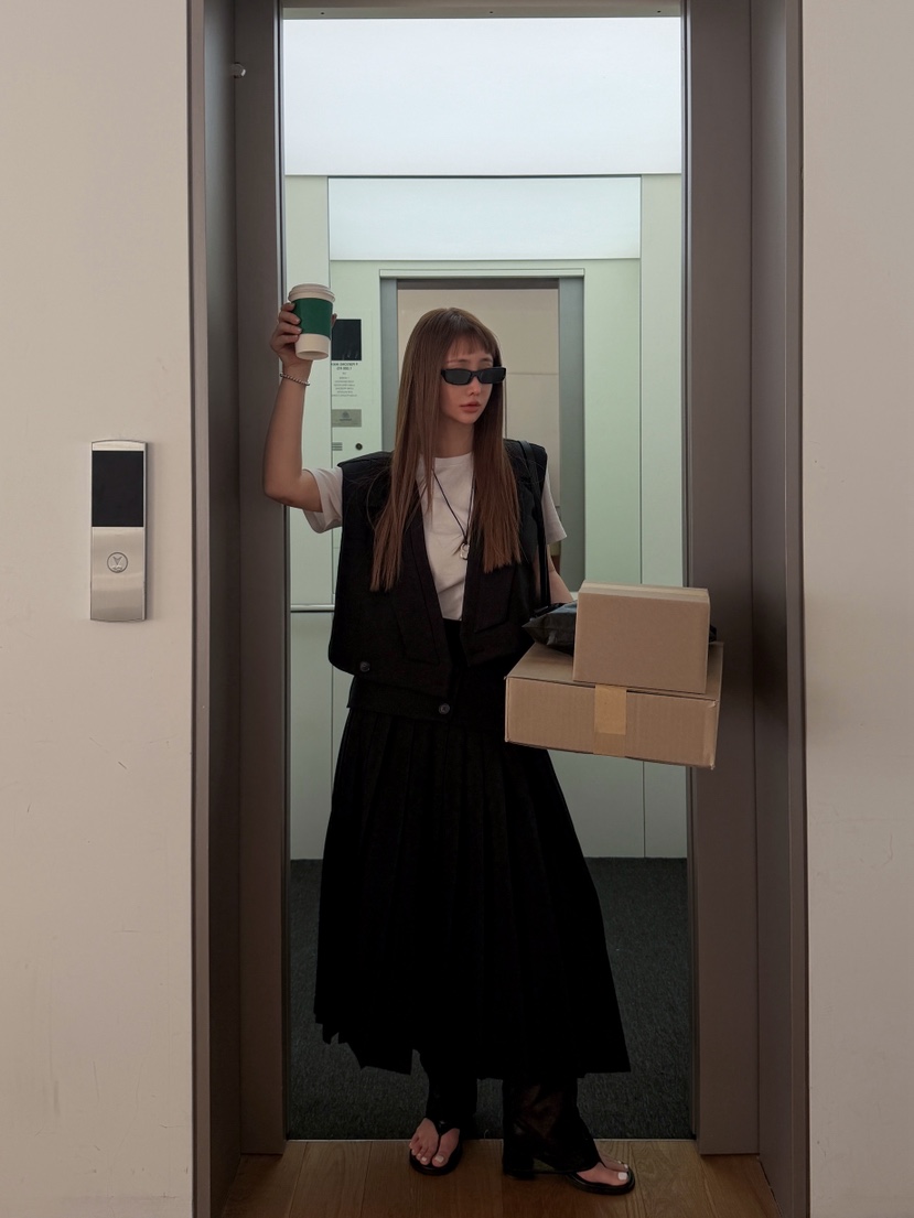 81 MARKET-L東大門代購女士新款真品時尚人氣半身裙中短裙81 MARKET-L半身裙/中短裙