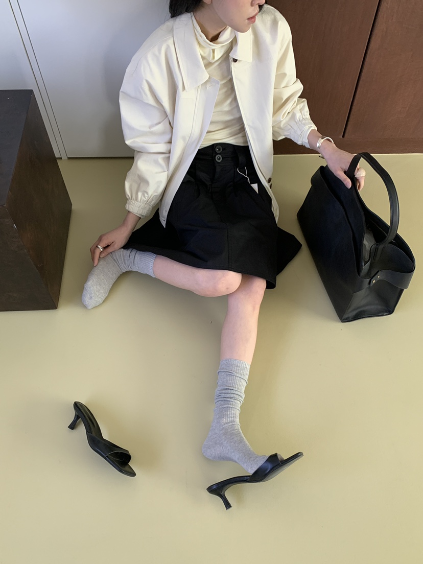 MOVENNE東大門直郵女裝新品推薦時尚26春夏人氣長袖T恤絲綢MOVENNE長袖T恤