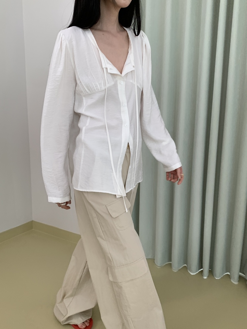 MOVENNE韓國直郵女裝新款熱賣時尚休閑26春夏人氣襯衫蕾絲衫MOVENNE襯衫/蕾絲衫