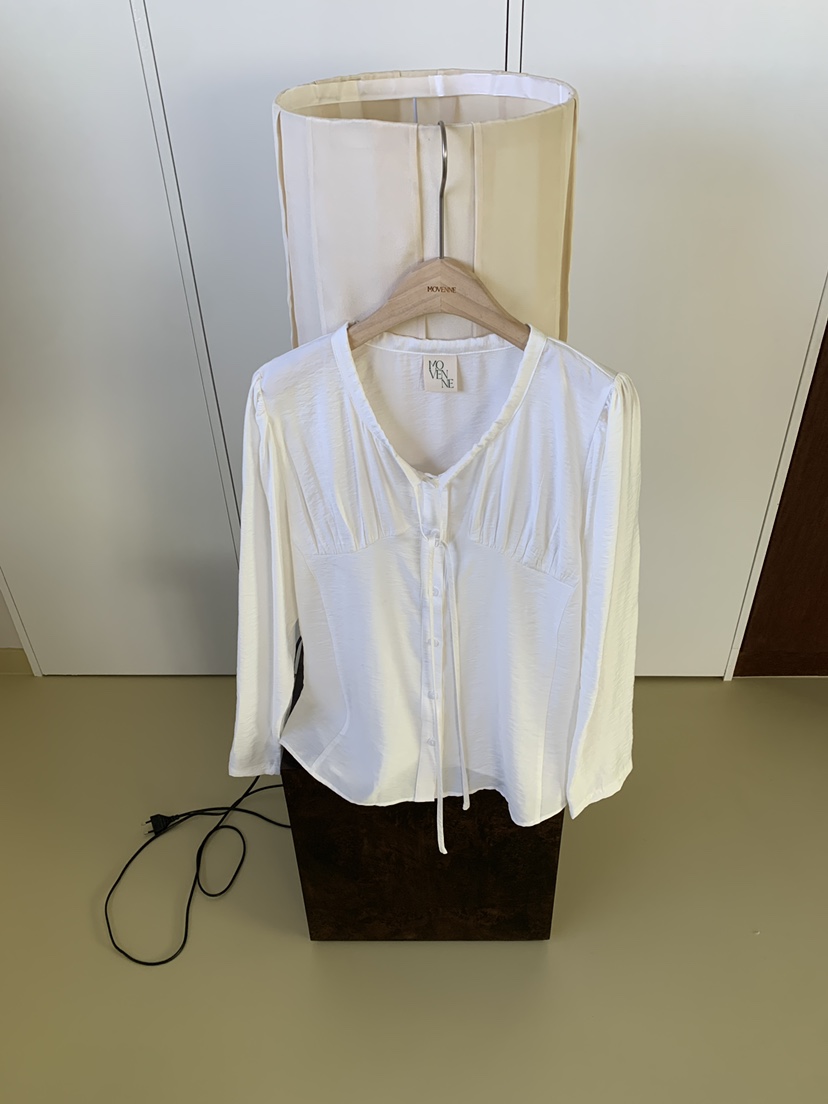 MOVENNE韓國直郵女裝新款熱賣時尚休閑26春夏人氣襯衫蕾絲衫MOVENNE襯衫/蕾絲衫