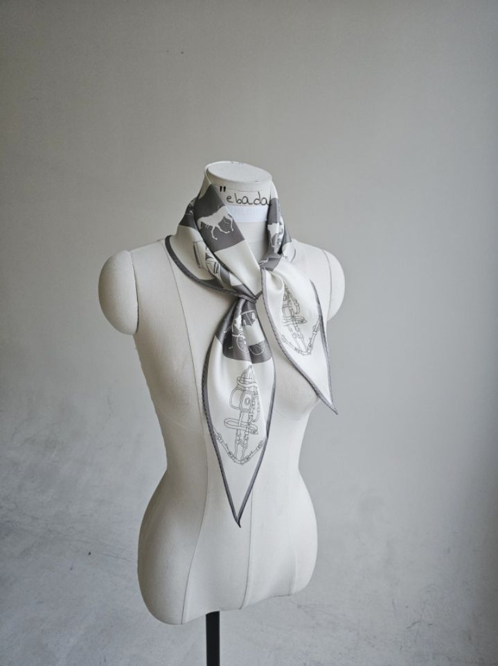 EBADA東大門實拍女士新款休閑熱賣推薦時尚真品圍巾披肩絲綢EBADA圍巾/披肩