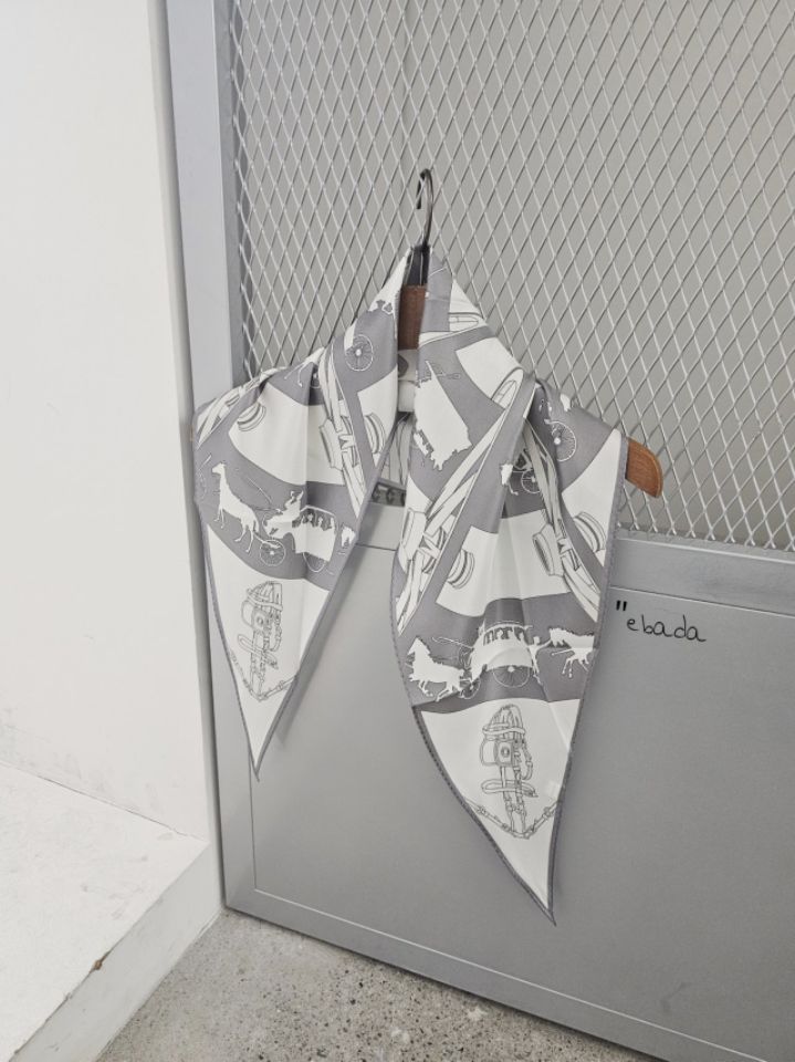 EBADA東大門實拍女士新款休閑熱賣推薦時尚真品圍巾披肩絲綢EBADA圍巾/披肩圖色2