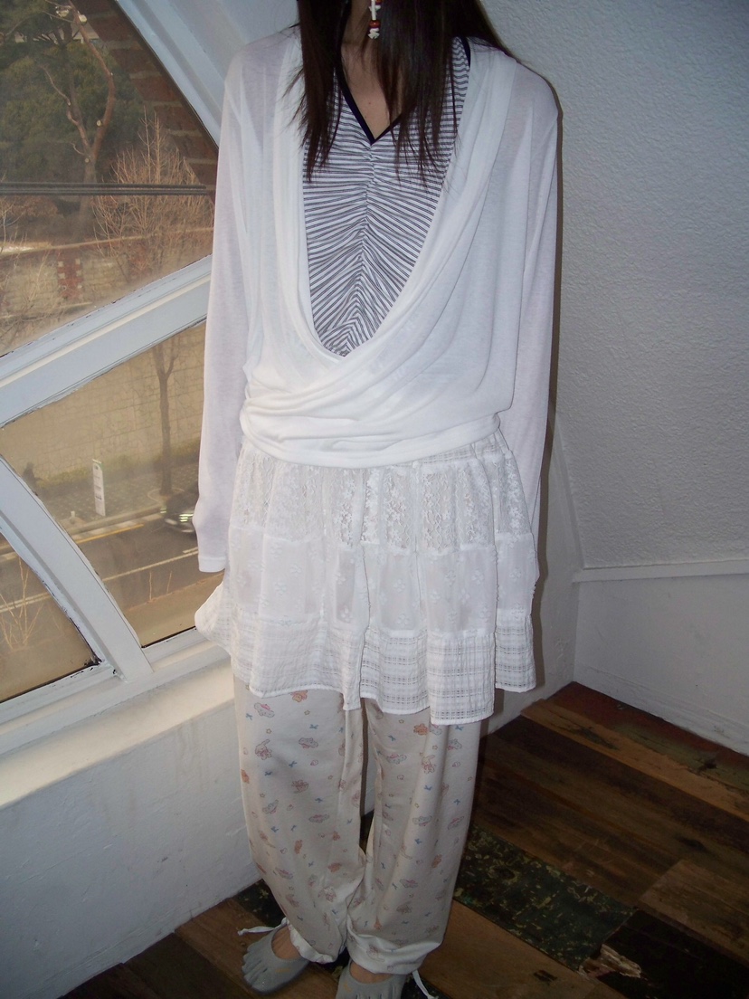 FLASH/I LOVE ME韓國直郵女士新款職業長袖T恤不含內搭FLASH/I LOVE ME長袖T恤圖色2