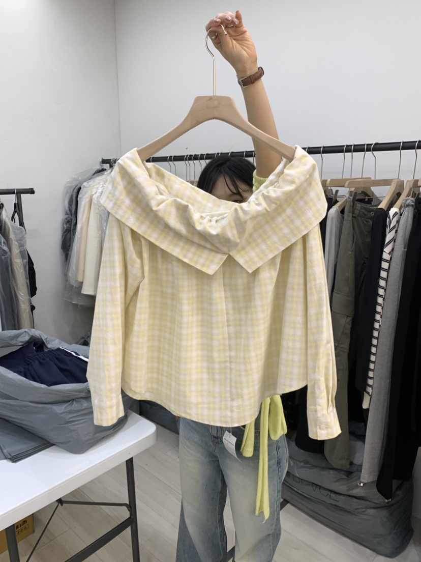 CEDARWOOD韓國直郵女裝新款推薦休閑時尚26春夏襯衫蕾絲衫露肩CEDAR WOOD襯衫/蕾絲衫圖色2