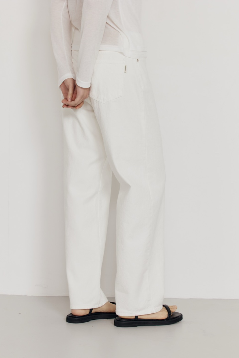 AMY GRACE-A韓國代購女士新品職業推薦熱賣休閑26春夏牛仔褲AMY GRACE-A牛仔褲