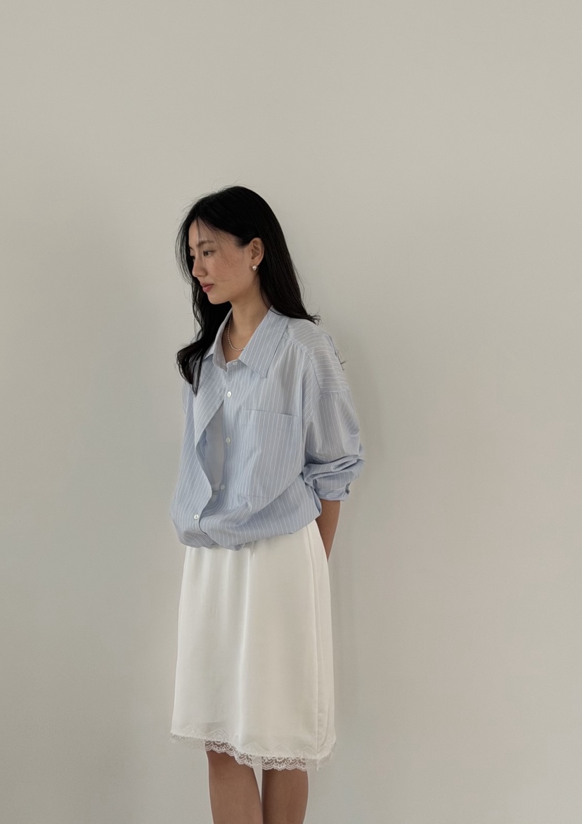 AMY GRACE-A東大門直郵女士新品職業襯衫蕾絲衫不含內搭AMY GRACE-A襯衫/蕾絲衫