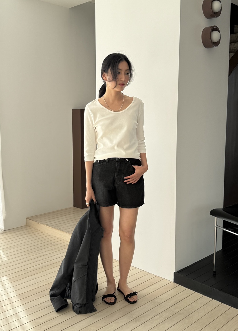 AMY GRACE-A東大門實拍女裝新品推薦時尚熱賣人氣真品T恤AMY GRACE-AT恤