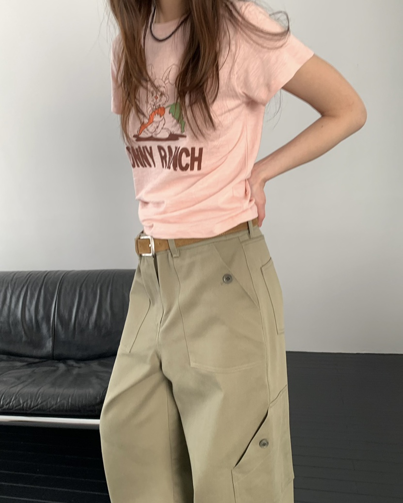 PEBBLE東大門直郵女裝新品人氣真品休閑熱賣時尚職業T恤兔子PEBBLET恤