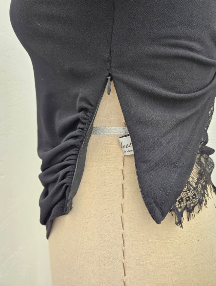 HIGH HEELS韓國直郵女裝新品真品休閑推薦時尚職業長袖T恤HIGH HEELS長袖T恤