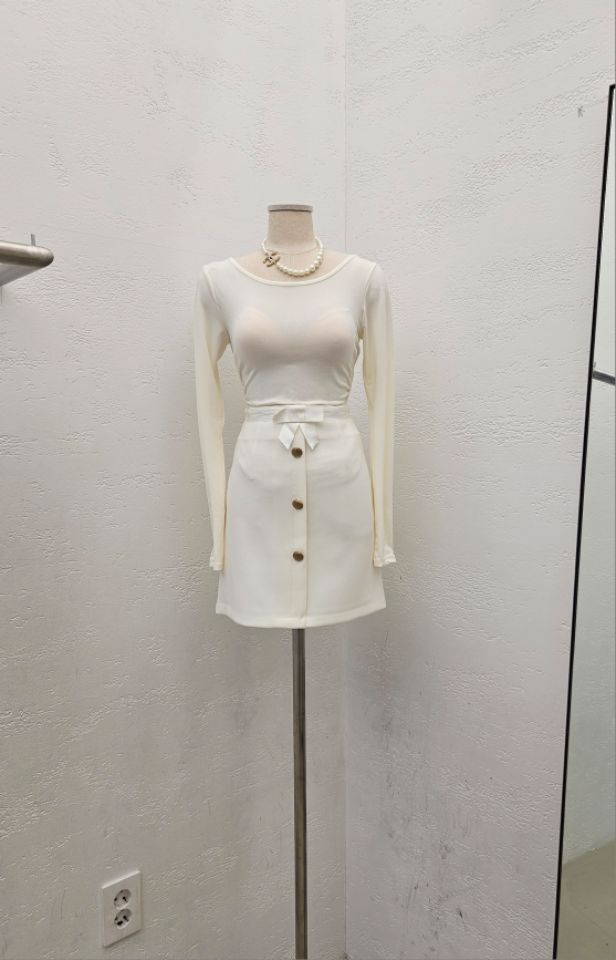 HIGH HEELS韓國直郵女裝新品真品休閑推薦時尚職業長袖T恤HIGH HEELS長袖T恤