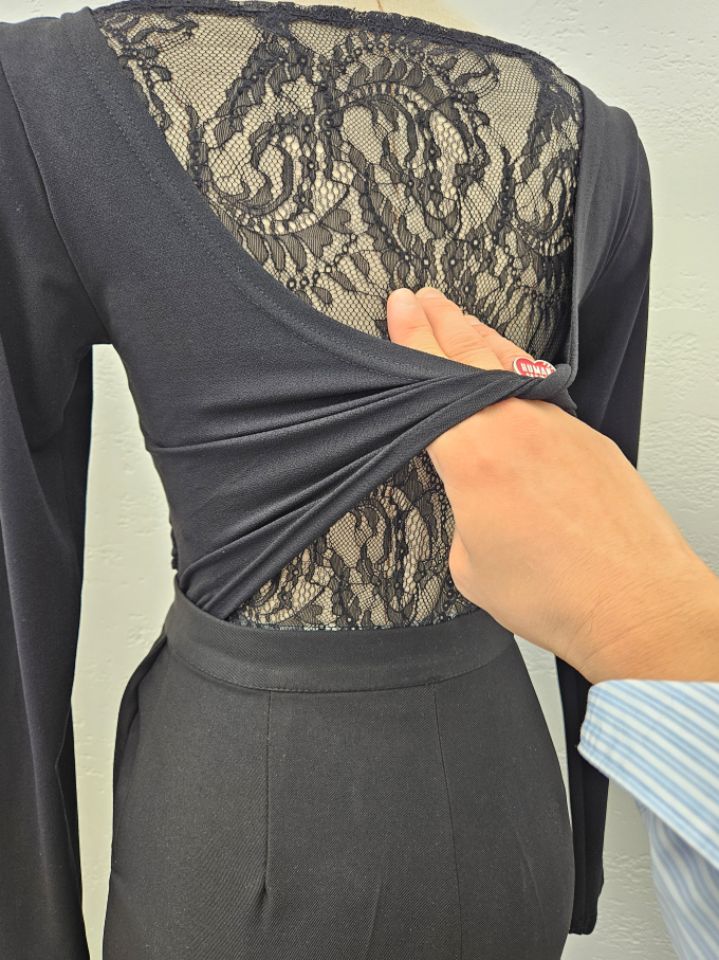 HIGH HEELS韓國直郵女裝新品真品休閑推薦時尚職業長袖T恤HIGH HEELS長袖T恤