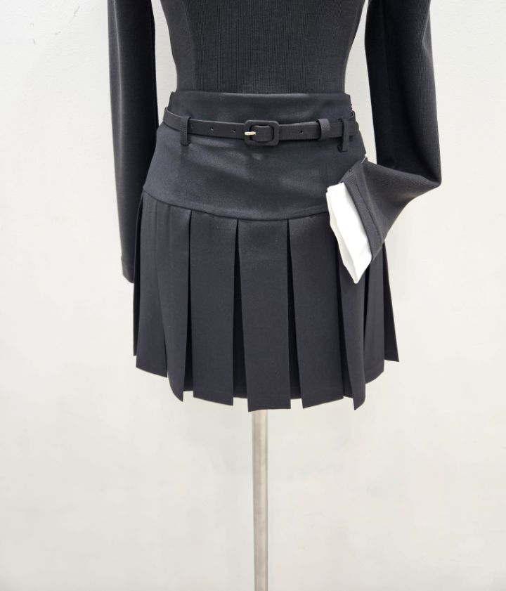 HIGH HEELS東大門代購女裝新品時尚人氣熱賣短裙含腰帶褶裥HIGH HEELS短裙圖色1