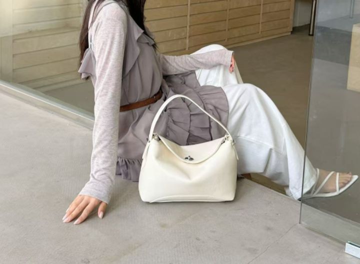 TROUVAILLE東大門代購女士新品熱賣人氣時尚手拿包腋下包TROUVAILLE手拿包/腋下包