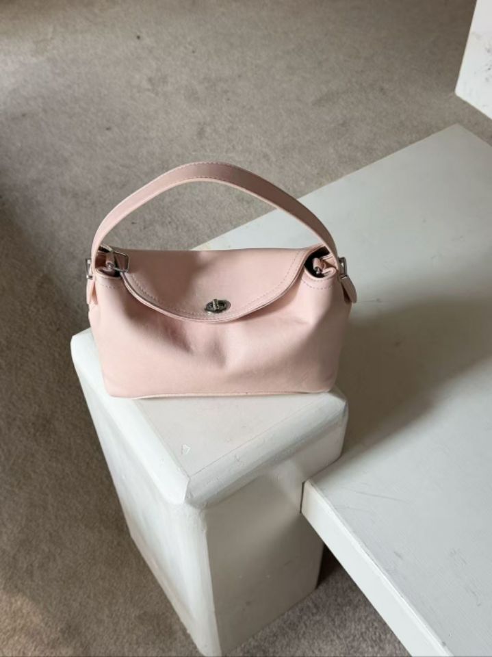 TROUVAILLE東大門代購女士新品熱賣人氣時尚手拿包腋下包TROUVAILLE手拿包/腋下包圖色1