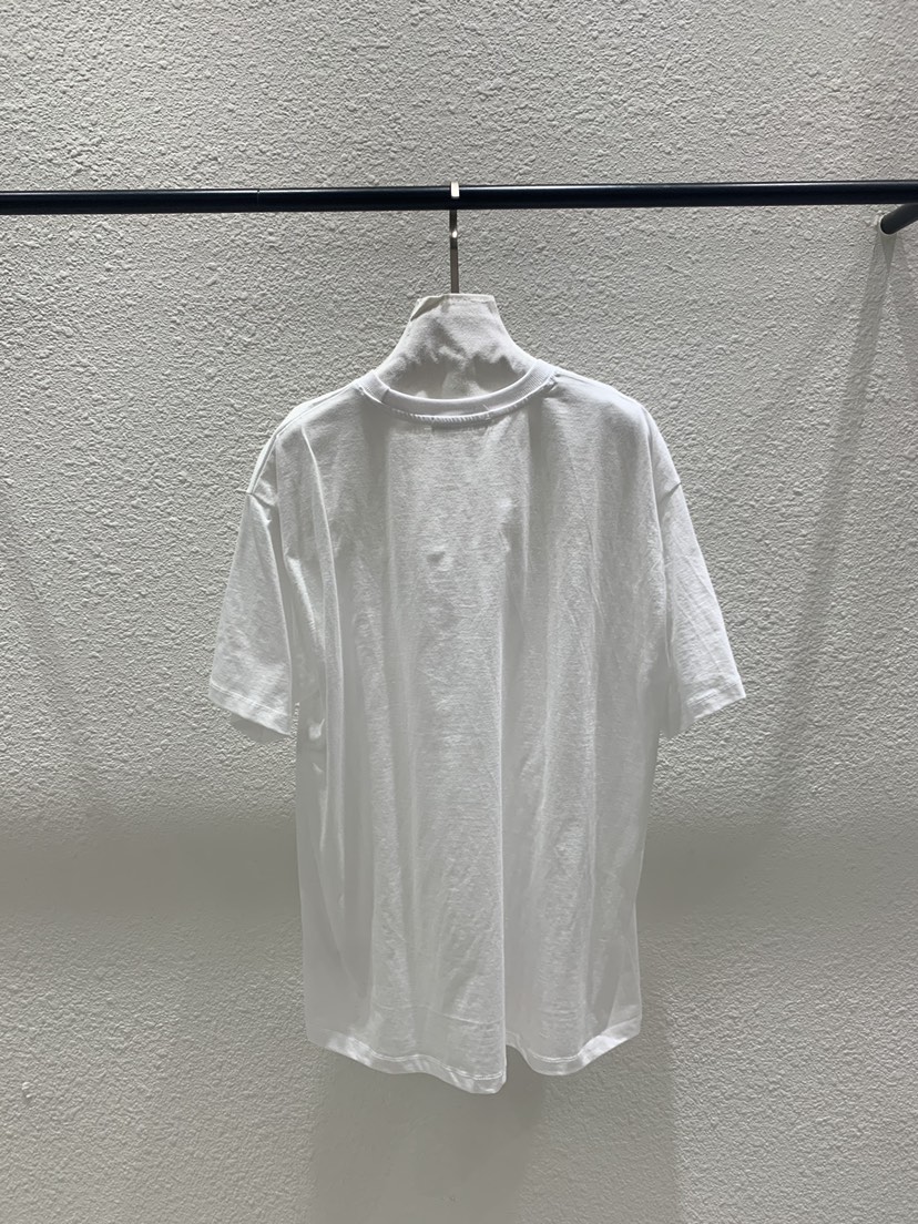 LUCY SALON東大門代購女裝新款真品休閑推薦人氣熱賣T恤LUCY SALONT恤