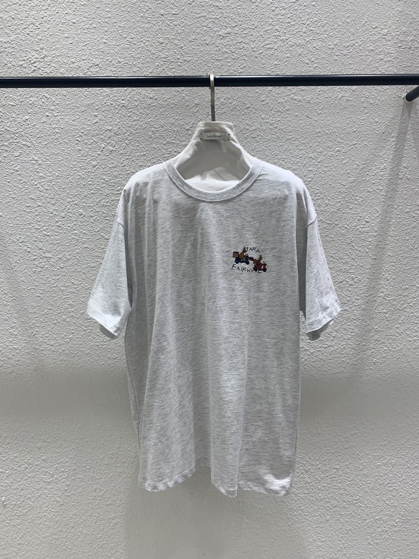 LUCY SALON東大門代購女裝新款真品休閑推薦人氣熱賣T恤LUCY SALONT恤圖色2