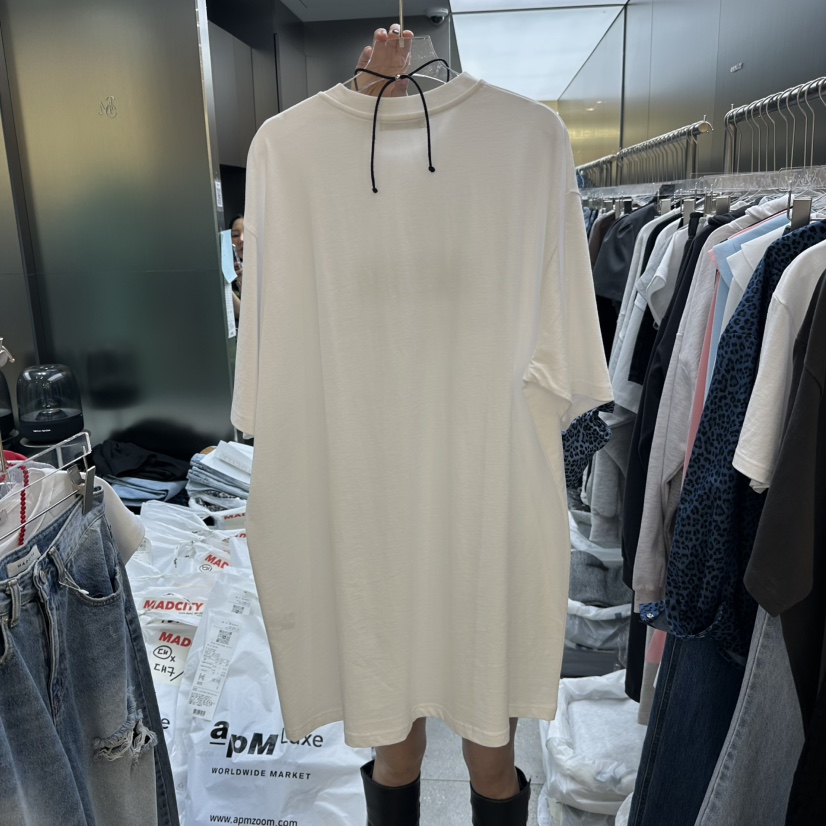 MADCITY/SAGAFURS東大門直郵女裝新品推薦26春夏T恤不含配飾MADCITY/SAGAFURST恤