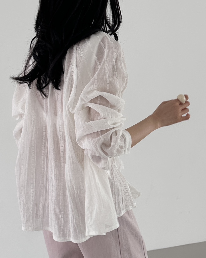 HOWDY東大門實拍女士新品推薦人氣時尚襯衫蕾絲衫不含內搭HOWDY襯衫/蕾絲衫