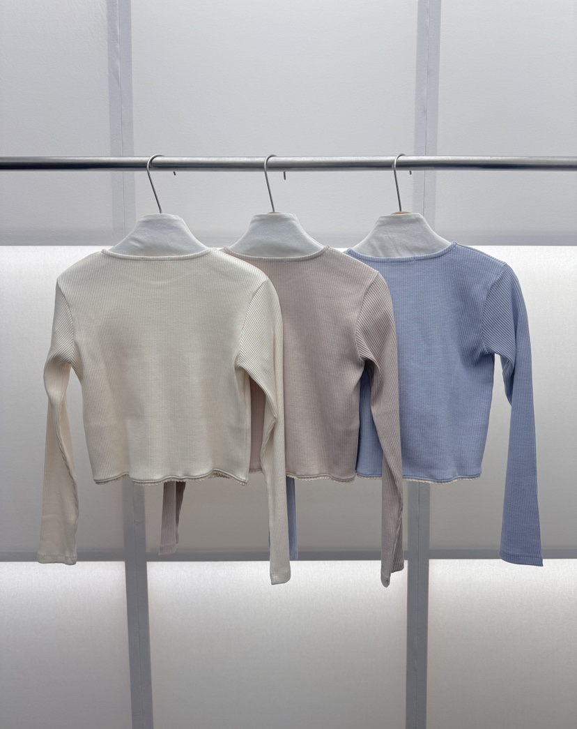 MILUI東大門實拍女裝新品推薦職業熱賣人氣26春夏長袖T恤MILUI長袖T恤