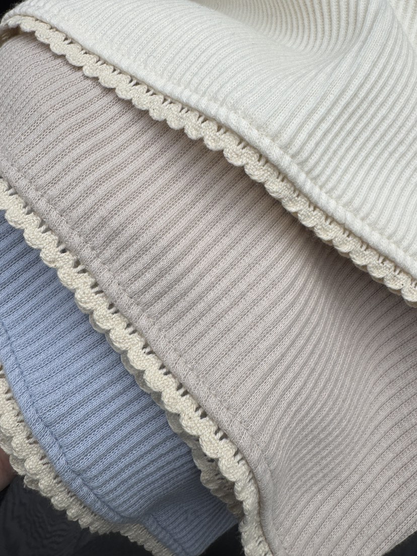 MILUI東大門實拍女裝新品推薦職業熱賣人氣26春夏長袖T恤MILUI長袖T恤