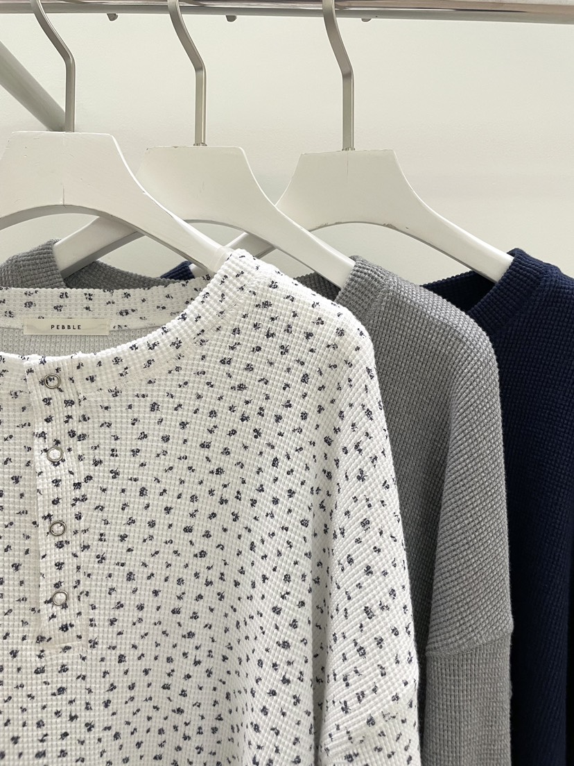 PEBBLE東大門實拍女裝新品時尚推薦人氣職業熱賣休閑衛衣PEBBLE衛衣