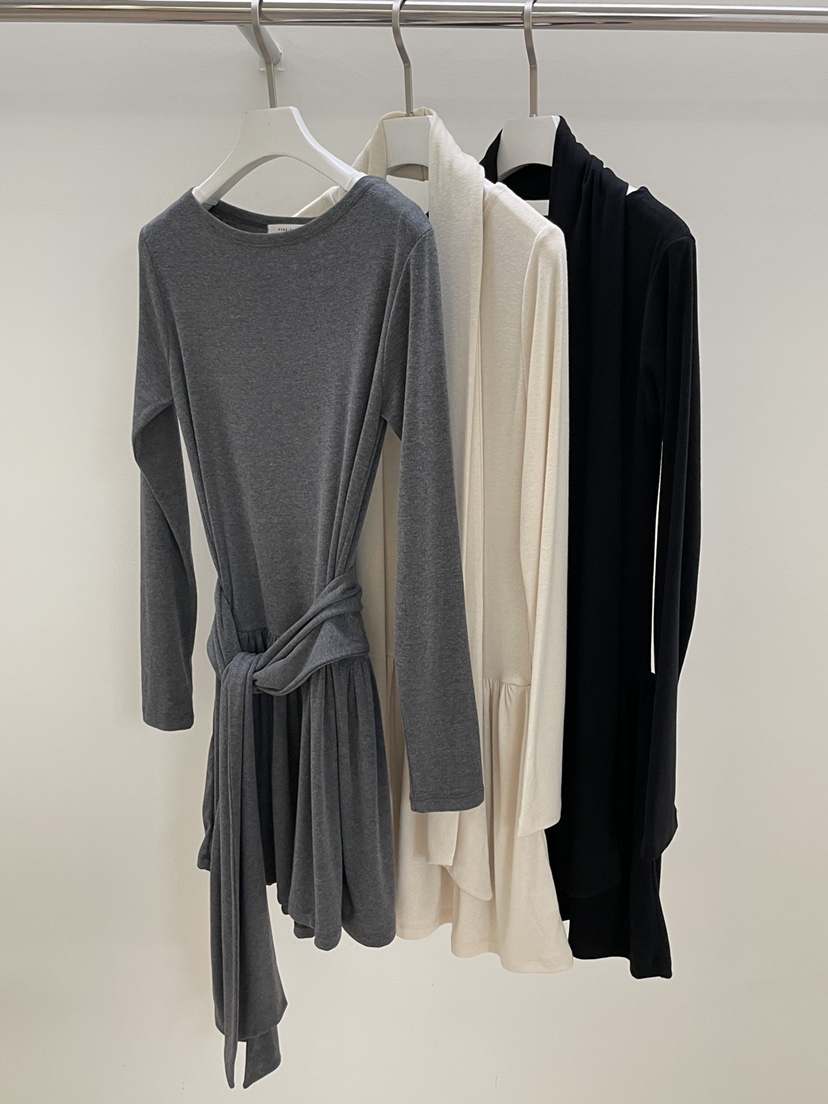 PEBBLE東大門實拍女士新品熱賣人氣真品職業休閑連衣裙褶皺PEBBLE連衣裙