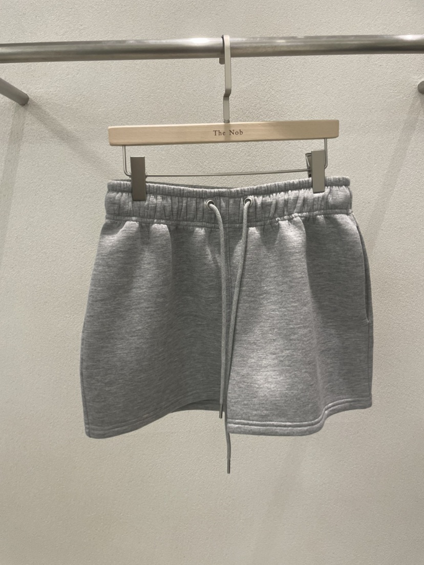 NOB東大門實拍女裝新品時尚熱賣職業真品26春夏人氣推薦短褲NOB短褲圖色2