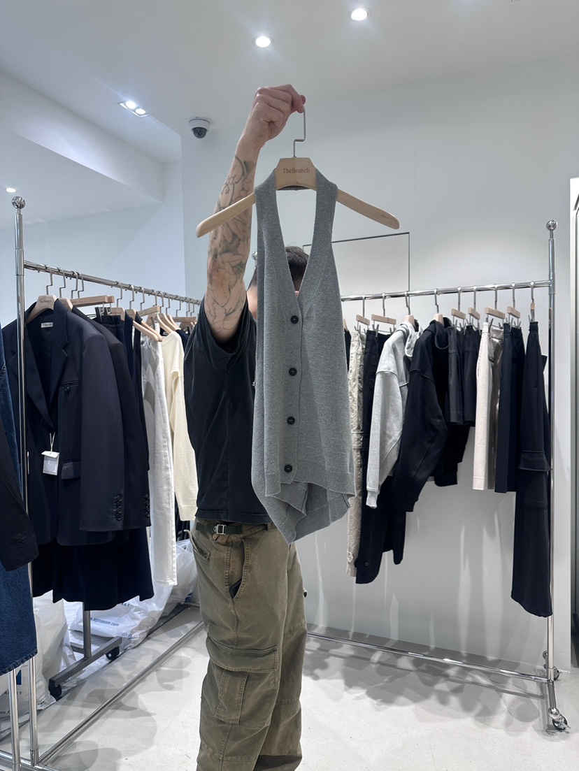 THE BRUNCH東大門實拍女裝新款推薦職業休閑真品吊帶背心THE BRUNCH吊帶/背心圖色1