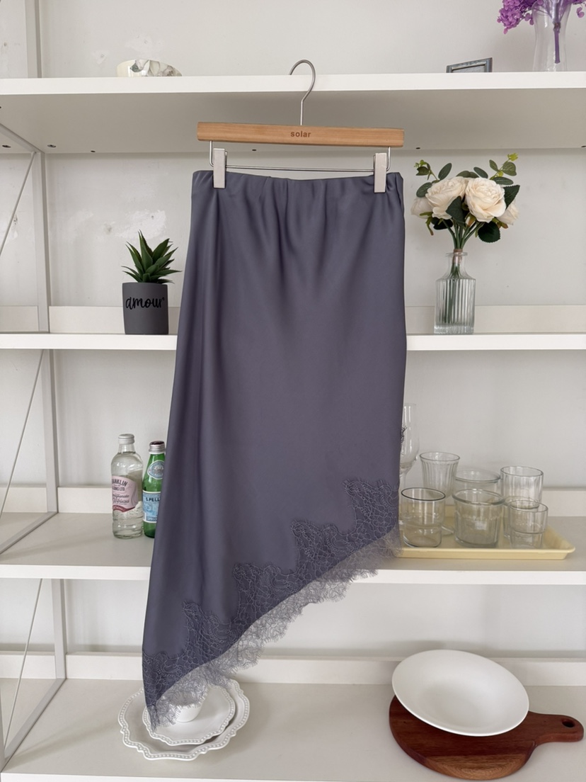 SOLAR韓國代購女士新款真品推薦人氣半身裙中短裙蕾絲緞面SOLAR半身裙/中短裙圖色3