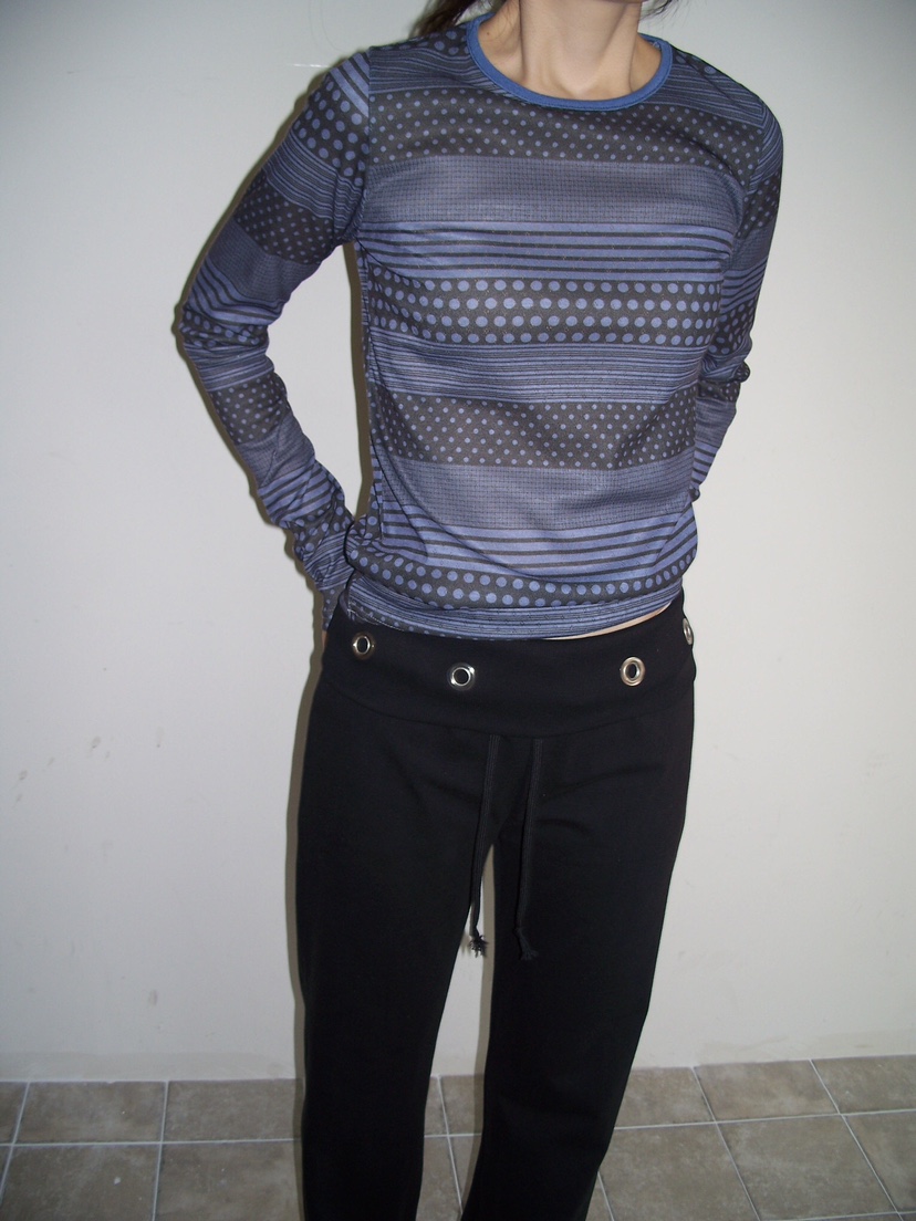 FLASH/I LOVE ME韓國代購女裝新品熱賣26春夏時尚長袖T恤FLASH/I LOVE ME長袖T恤