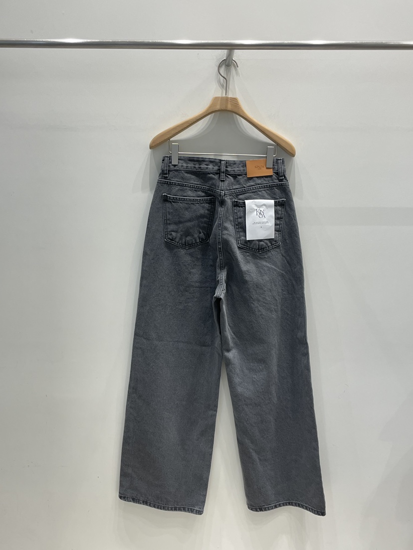 KINOA韓國代購女士新款時尚熱賣職業26春季推薦休閑牛仔褲KINOA牛仔褲