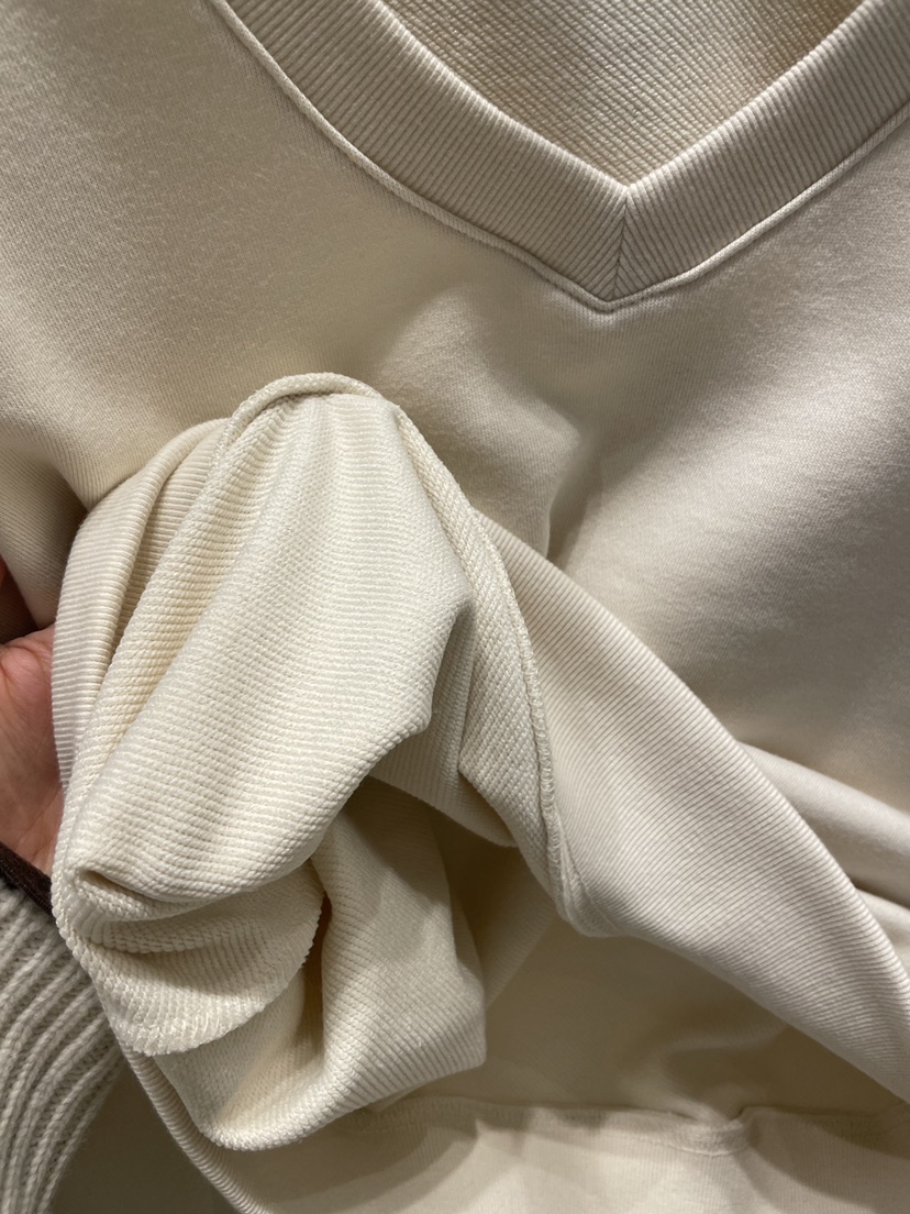 KINOA韓國代購女裝新品推薦職業26春季時尚休閑人氣衛衣V領KINOA衛衣