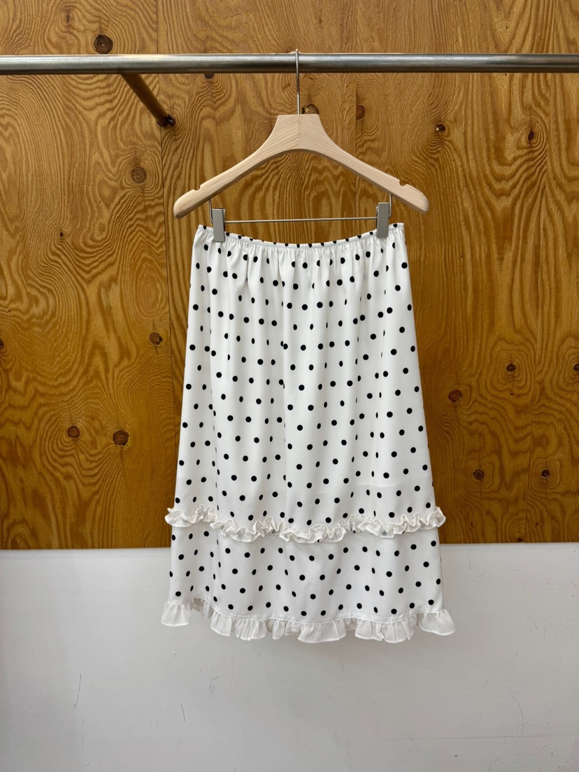 PROJECTVIEW東大門實拍女裝新品熱賣時尚半身裙中短裙荷葉邊PROJECTVIEW半身裙/中短裙圖色1