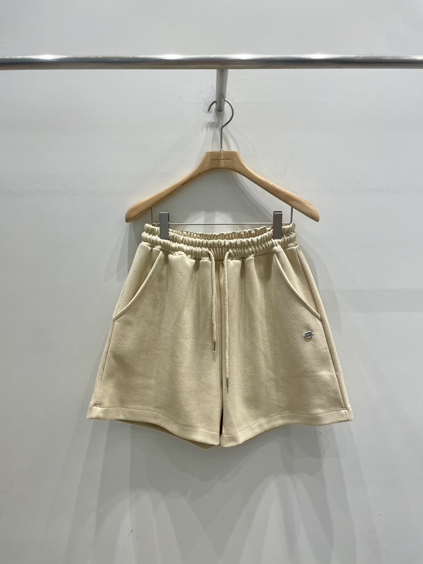 KINOA韓國代購女裝新款休閑26春季時尚推薦職業人氣熱賣短褲KINOA短褲圖色1