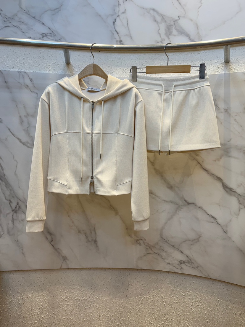 OLIVE TrEE東大門直郵女士新款時尚職業人氣休閑26春季夾克OLIVE TrEE夾克