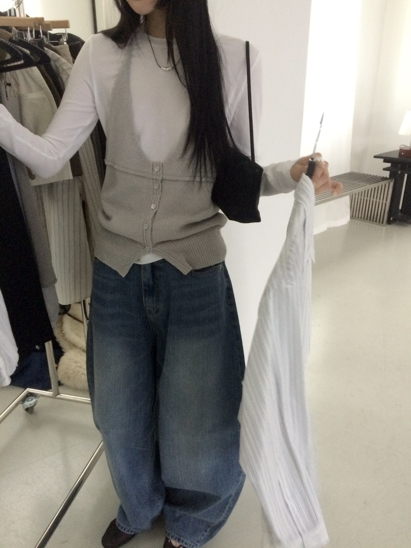 ANOU韓國直郵女裝新品熱賣時尚人氣休閑26春季推薦吊帶背心ANOU吊帶/背心