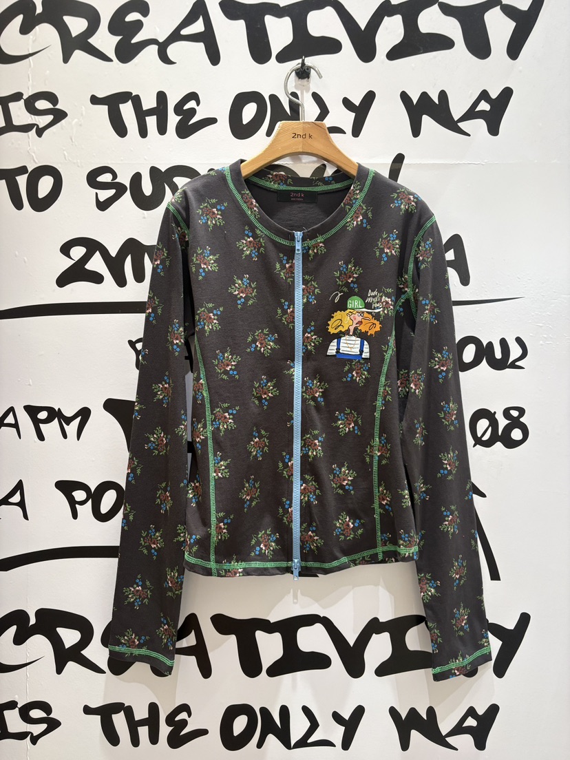 2ND K韓國代購女士新款26春季人氣熱賣推薦時尚長袖T恤拉鏈2ND K長袖T恤圖色1