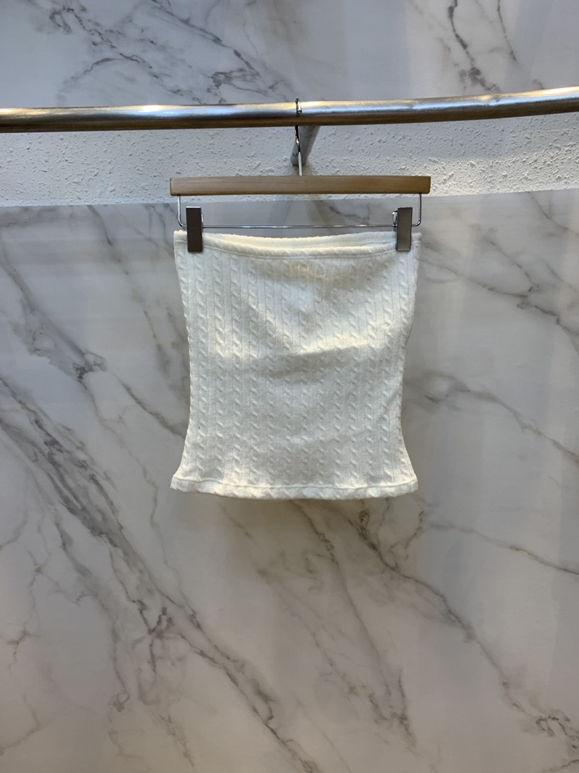 OLIVE TrEE東大門實拍女士新品推薦職業熱賣26春季吊帶背心OLIVE TrEE吊帶/背心